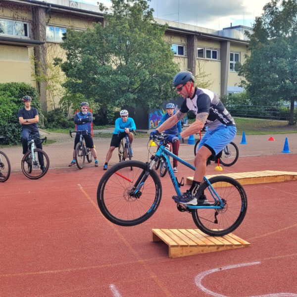 BIKE FIT Training Fahrrad Fahrtechnik Parcoursanlage 18 1